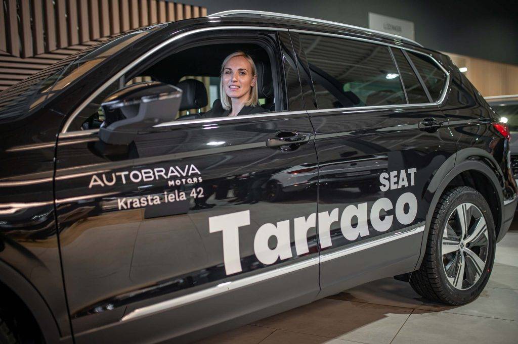 Virsnīšu ģimene turpmāk pārvietosies ar eleganto, uzticamo un ietilpīgo SEAT Tarraco 14 Virsnīšu ģimene turpmāk pārvietosies ar eleganto, uzticamo un ietilpīgo SEAT Tarraco