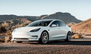 2022. gadā Tesla elektromobiļi ar aktivizētu autopilotu iekļuva negadījumos 10 reizes mazāk nekā citi auto