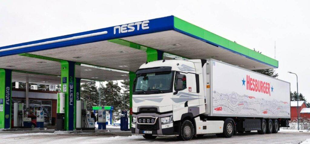 "Hesburger": Tagad 95% mūsu loģistikas izmanto atjaunojamo dīzeļdegvielu, kas ražota no izlietotas cepamās eļļas 5 "Hesburger": Tagad 95% mūsu loģistikas izmanto atjaunojamo dīzeļdegvielu, kas ražota no izlietotas cepamās eļļas