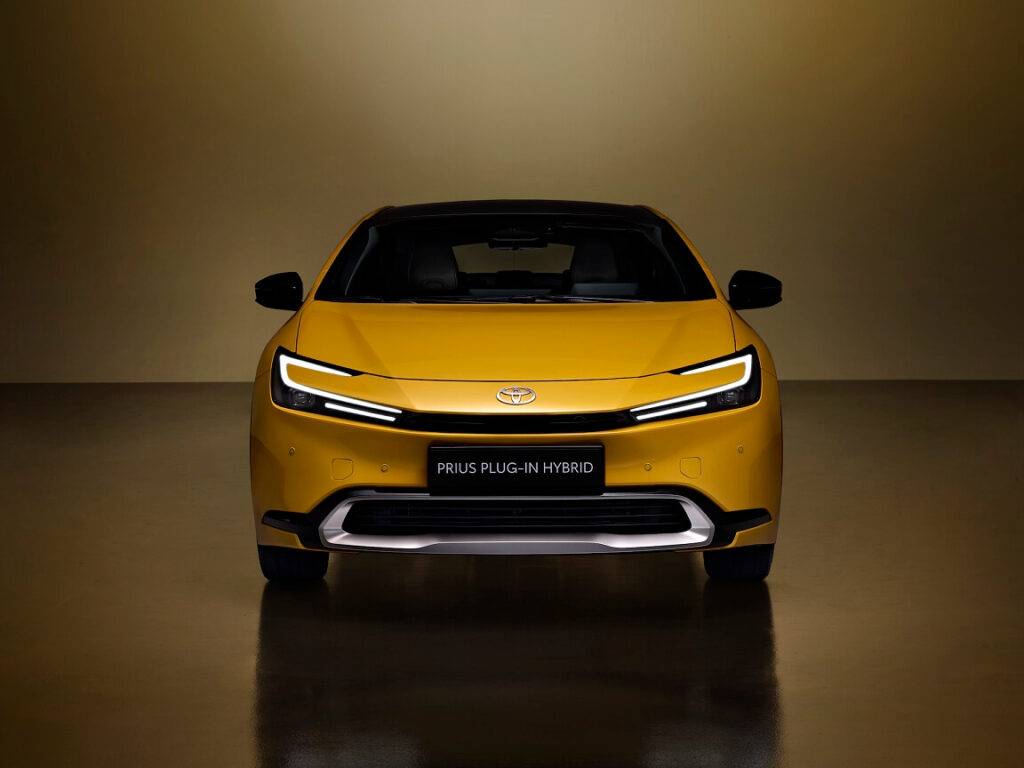 Sākusies piektās paaudzes Toyota Prius Plug-in Hybrid rezervēšana tiešsaistē 12 Sākusies piektās paaudzes Toyota Prius Plug-in Hybrid rezervēšana tiešsaistē