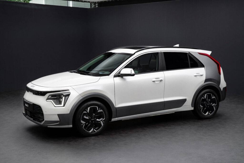 Kas kopīgs superauto Pagani Huayra un Kia Niro? Gaisa plūsmas menedžments