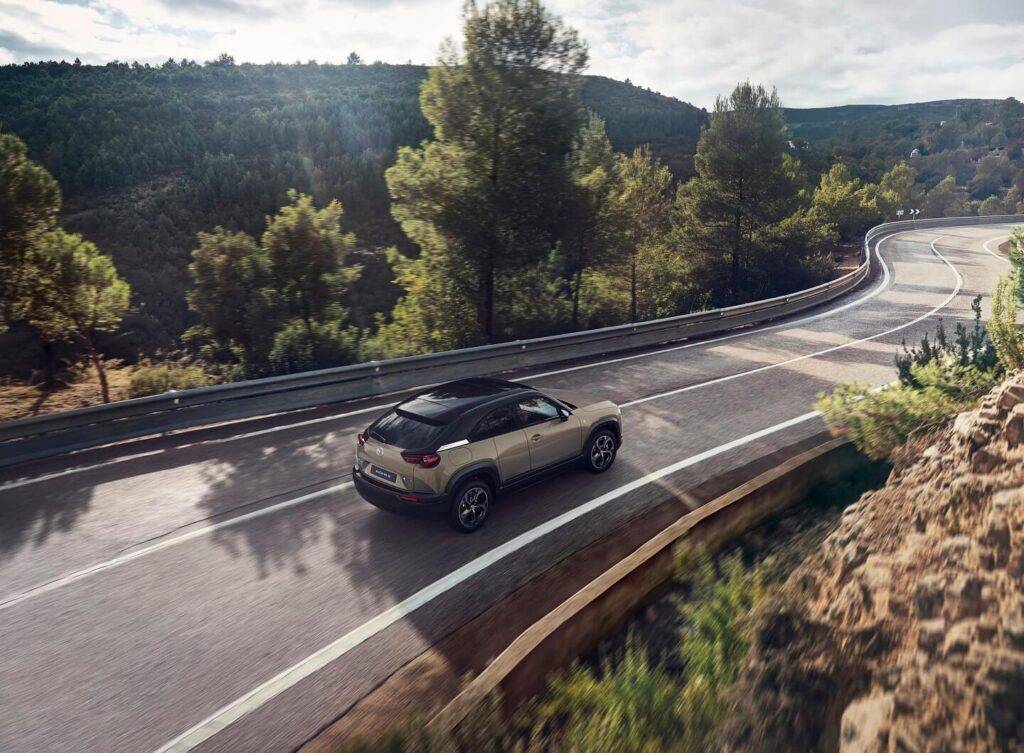 Jaunākie Euro NCAP testi: Mazda MX-30 e-Skyactiv R-EV novērtēts ar piecām zvaigznēm 12 Jaunākie Euro NCAP testi: Mazda MX-30 e-Skyactiv R-EV novērtēts ar piecām zvaigznēm