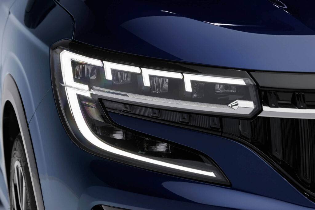 Jaunais RENAULT ESPACE – tā pati būtība, jauna paaudze 15 Jaunais RENAULT ESPACE – tā pati būtība, jauna paaudze