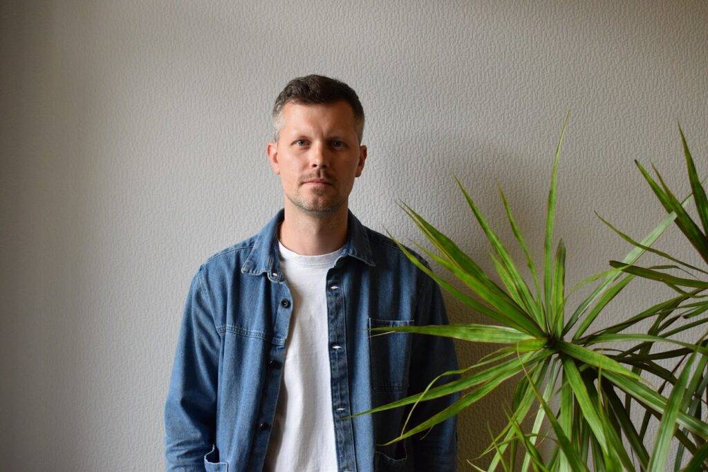 Neskatoties uz valstu ierobežojumiem, TikTok bums Latvijā turpināsies arī 2023. gadā 3 Toms Briedis, influenceru mārketinga un sabiedrisko attiecību aģentūras Womstar vadītājs