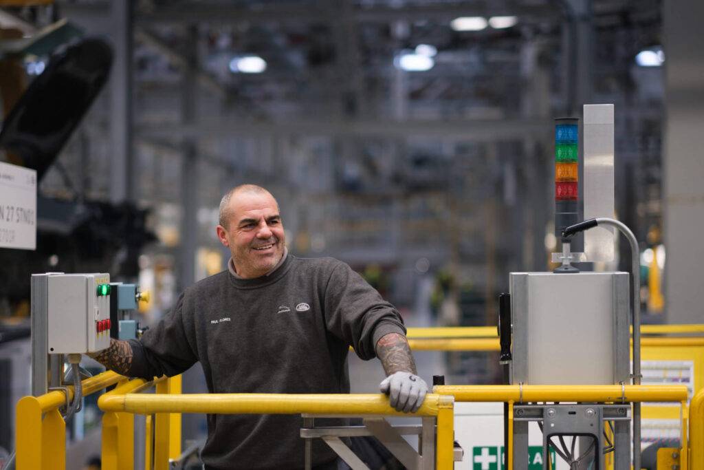 Modernā luksusa elektriskajā nākotnē Jaguar Land Rover nākamajos piecos gados investēs 15 miljardus sterliņu mārciņu 7 Modernā luksusa elektriskajā nākotnē Jaguar Land Rover nākamajos piecos gados investēs 15 miljardus sterliņu mārciņu