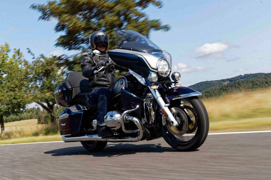 Latvijā ieviests jauns pakalpojums: BMW motociklu noma ar Rent A Ride