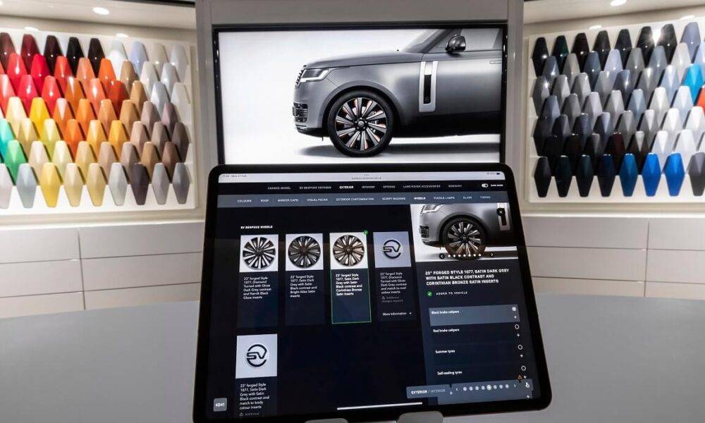 Range Rover ievieš plašākas personalizācijas programmu SV Bespoke