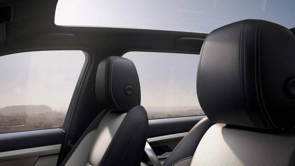 Land Rover prezentē jauno Discovery Sport