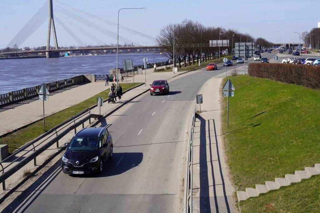 Kopbraukšanas auto piecas reizes biežāk iekļūst negadījumos 5 Kopbrauksana