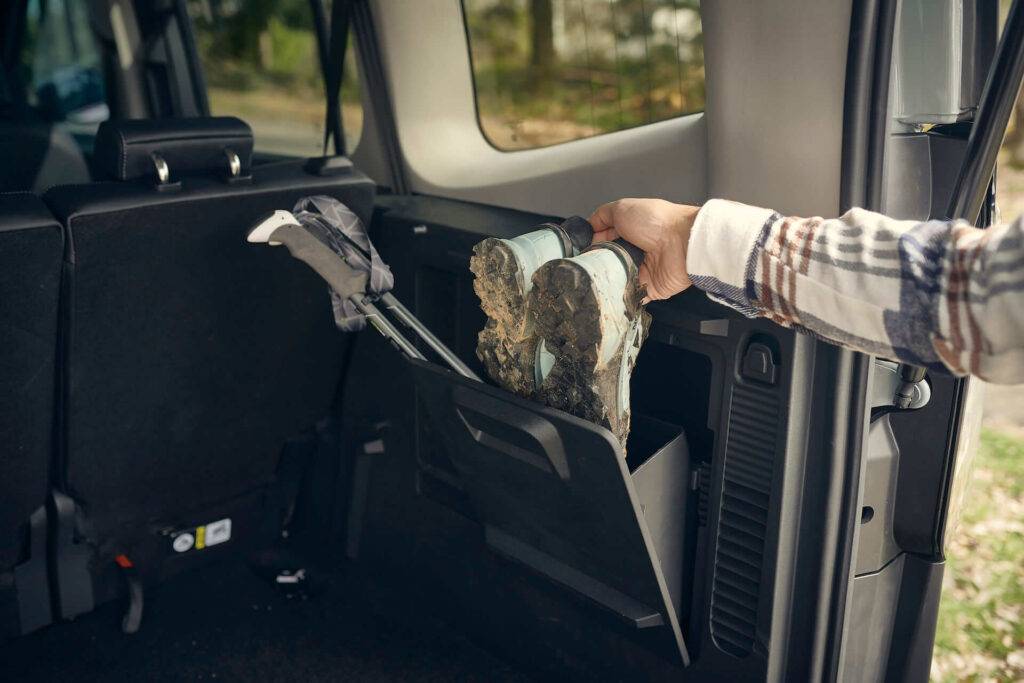 Ford prezentē pilnībā elektrisko E-Tourneo Courier – stilīgu, plašu un praktisku kompakta formāta auto 7 Ford prezentē pilnībā elektrisko E-Tourneo Courier – stilīgu, plašu un praktisku kompakta formāta auto