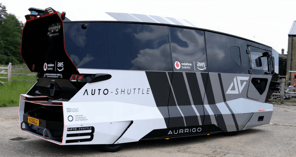 Futūristiskie Aurrigo Auto-Shuttle bezpilota autobusi jau brauc pa Eiropas ceļiem
