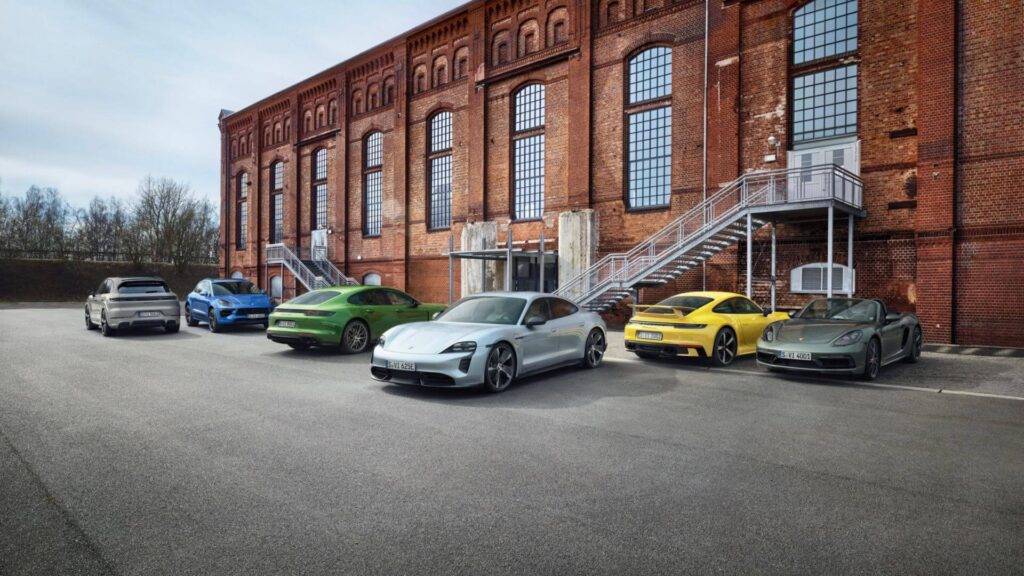 Pieprasījums pēc “Porsche” palielinās – gada pirmajos deviņos mēnešos pārdoti 242 722 spēkrati 5 Pieprasījums pēc “Porsche” palielinās – gada pirmajos deviņos mēnešos pārdoti 242 722 spēkrati