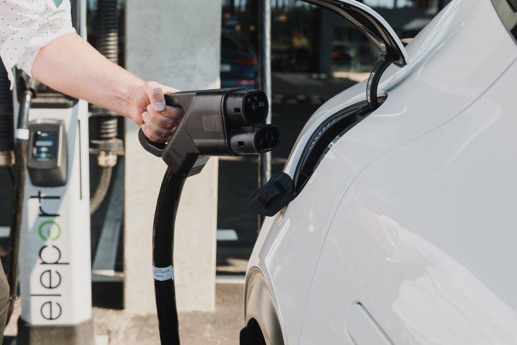 Vai baterijas jaudai ir nozīme? Skaidro elektroauto un uzlādes eksperti 5 Vai baterijas jaudai ir nozīme? Skaidro elektroauto un uzlādes eksperti