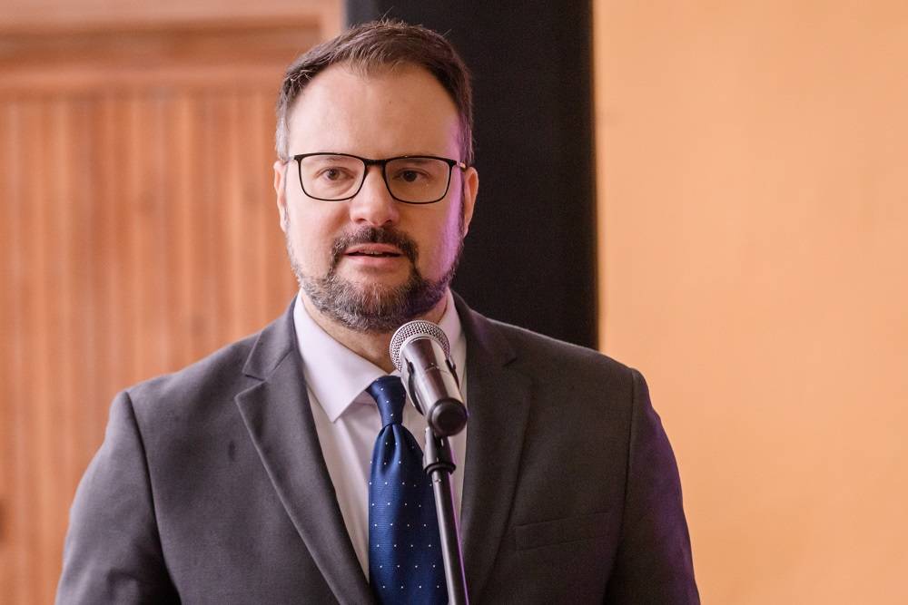 CSDD sociālajā kampaņā informē par ātruma pārsniegšanas bīstamību – pat neliela ātruma pārsniegšana būtiski ietekmē ceļu satiksmes negadījuma sekas 15 CSDD sociālajā kampaņā informē par ātruma pārsniegšanas bīstamību