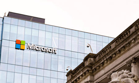 Microsoft pārtrauc atjaunot licences uzņēmumiem Krievijā