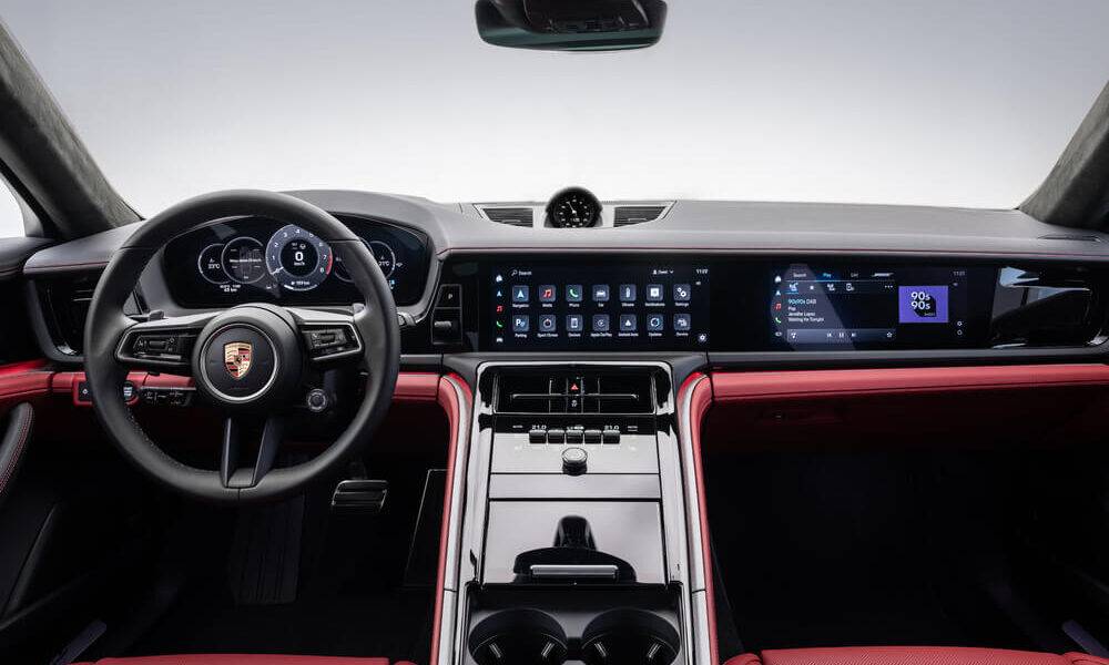 Jaunā “Porsche Panamera” – ar salona konceptu, kas orientēts uz autovadītāju