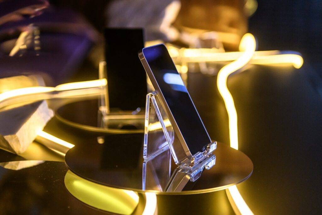 Jauna AI mobilo tehnoloģiju ēra – Samsung prezentē Galaxy S24 sērijas ierīces