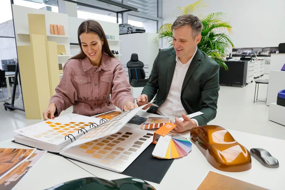 Drosme būt krāsainam: kā tapa jaunās “Panamera” toņu gammas 16 Drosme būt krāsainam: kā tapa jaunās “Panamera” toņu gammas