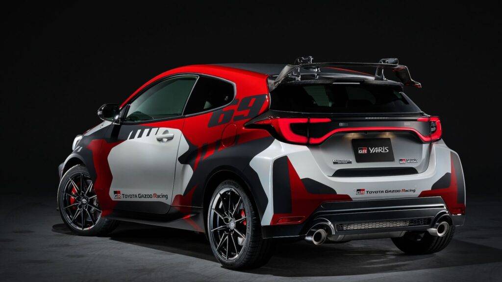 Montekarlo rallijā prezentētas divas ekskluzīvas Toyota GR Yaris versijas 15 Montekarlo rallijā prezentētas divas ekskluzīvas Toyota GR Yaris versijas