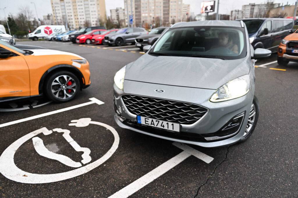 Eksperiments: no Viļņas uz Rīgu ar vilcienu vai automašīnu – kā izdevīgāk un ātrāk? 12 Eksperiments: no Viļņas uz Rīgu ar vilcienu vai automašīnu – kā izdevīgāk un ātrāk?