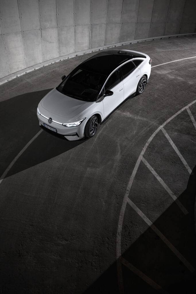 Latvijā pieejams Volkswagen ID.7 – jauns elektroauto flagmanis ar nobraukuma distanci līdz 621 km 13 Latvijā pieejams Volkswagen ID.7 – jauns elektroauto flagmanis ar nobraukuma distanci līdz 621 km