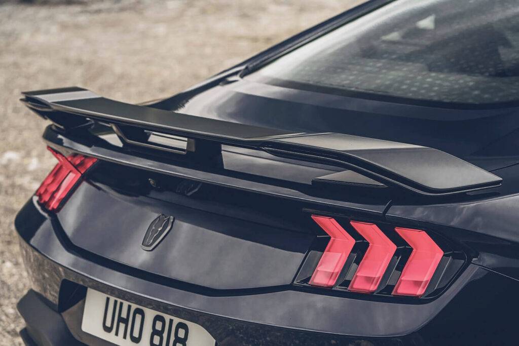 Leģendārā ikona Ford Mustang jaunā veidolā drīz ieradīsies Latvijā 12 Leģendārā ikona Ford Mustang jaunā veidolā drīz ieradīsies Latvijā