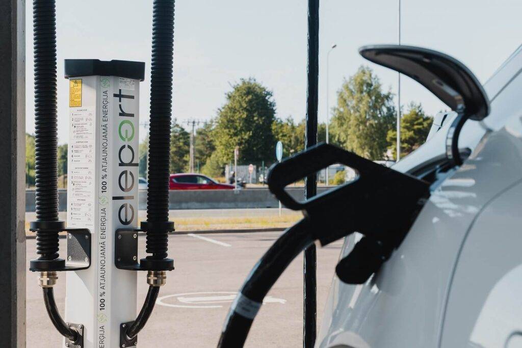 Teju katra simtā Latvijā reģistrētā automašīna – elektroauto 5 Teju katra simtā Latvijā reģistrētā automašīna – elektroauto
