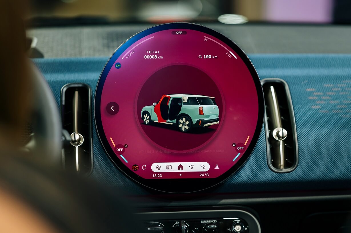 MINI autocentrā prezentēts jaunais MINI Countryman 20 MINI autocentrā prezentēts jaunais MINI Countryman