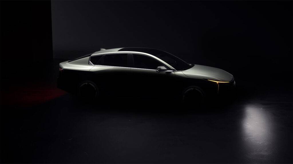 Kia atklāj K4 tīzerattēlus pirms modeļa pirmizrādes Ņujorkas starptautiskajā auto šovā 7 Kia atklāj K4 tīzerattēlus pirms modeļa pirmizrādes Ņujorkas starptautiskajā auto šovā