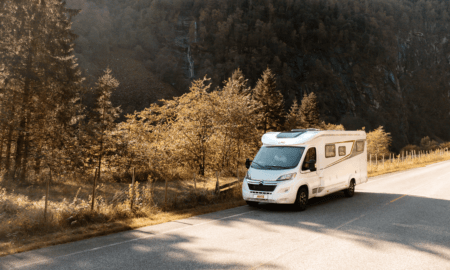 Avis Baltijā paplašina pakalpojumu klāstu – klienti var iznomāt kemperus