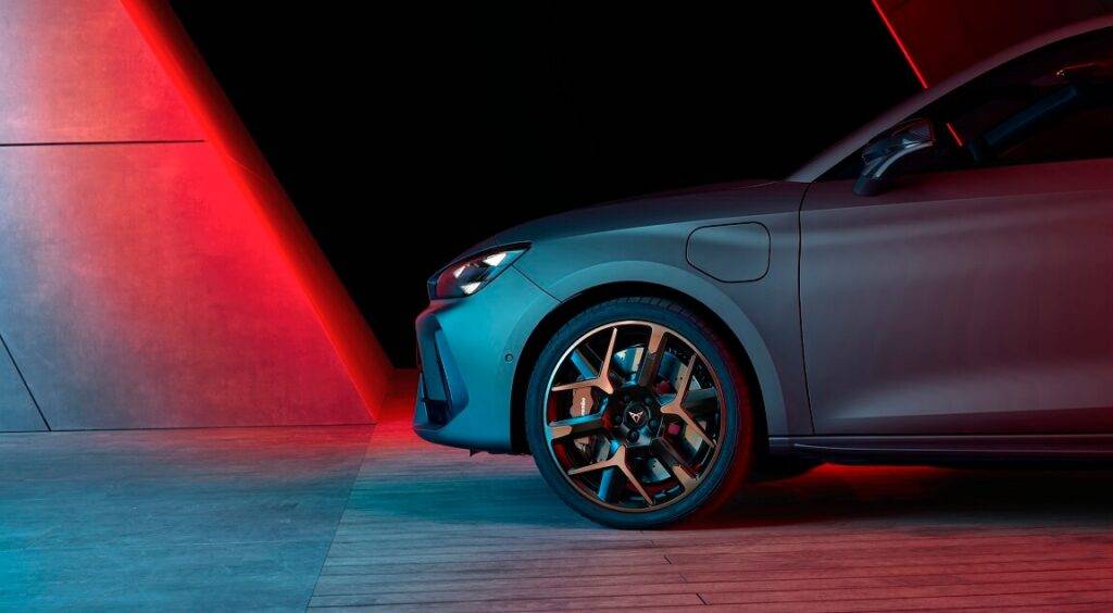 Jaunais CUPRA Leon: pārveidots un atjaunots, lai kļūtu par patstāvīgu modeli 20 Jaunais CUPRA Leon: pārveidots un atjaunots, lai kļūtu par patstāvīgu modeli