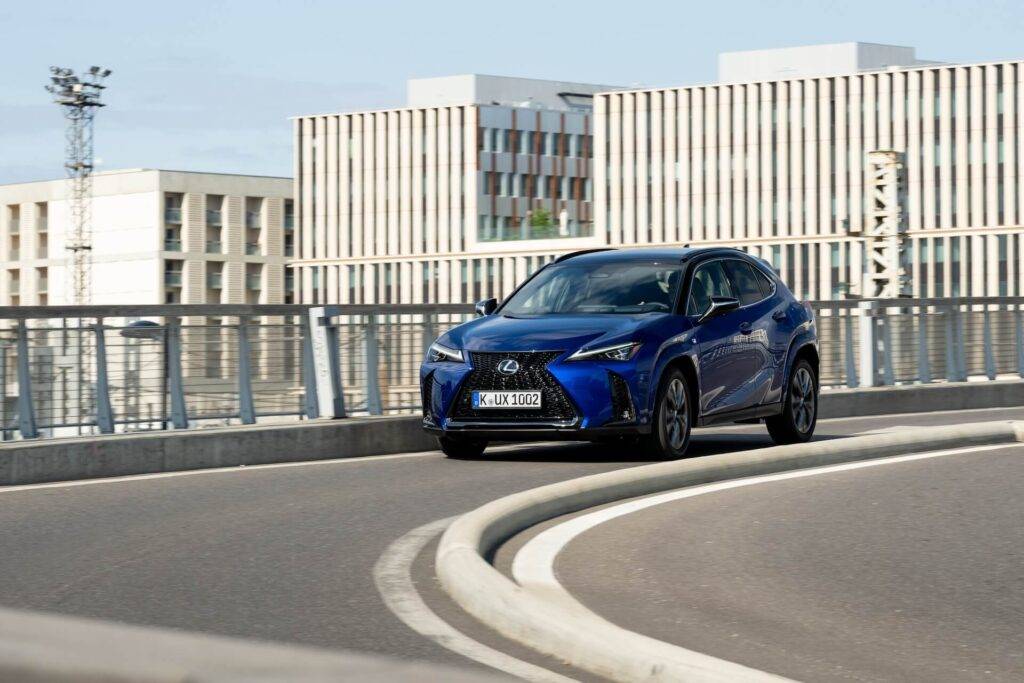 Jaunais Lexus UX – ar lielāku jaudu 14 Jaunais Lexus UX – ar lielāku jaudu