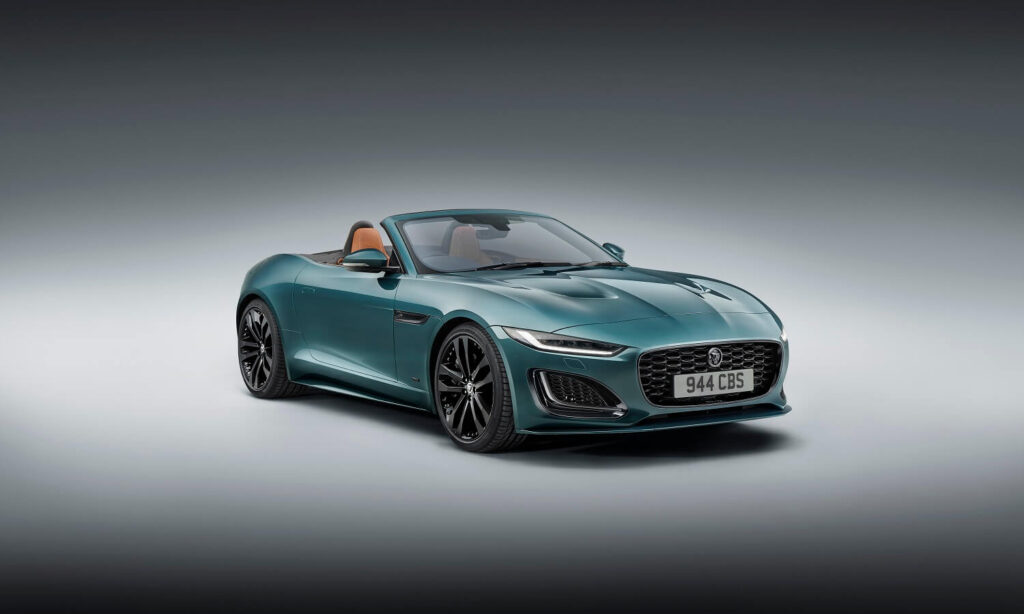 Savu sporta automobiļu gadadienā Jaguar izgatavo pēdējos F-TYPE 14 Savu sporta automobiļu gadadienā Jaguar izgatavo pēdējos F-TYPE