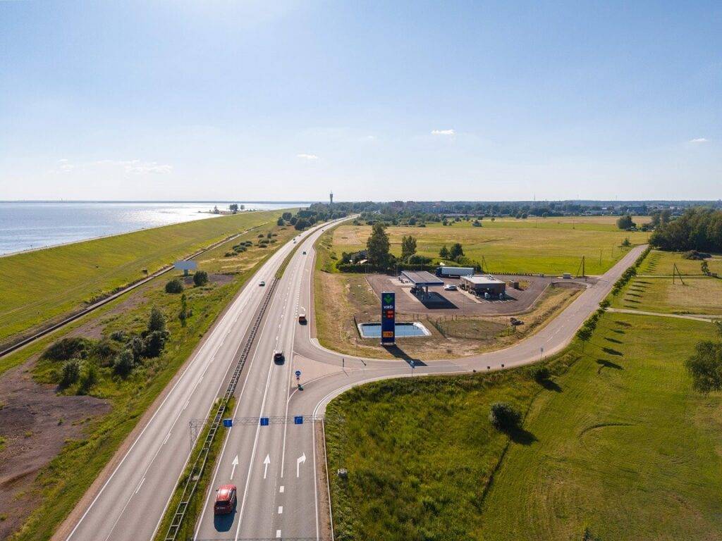 Investējot 1,9 miljonus eiro, “Virši” atver otro staciju Salaspilī