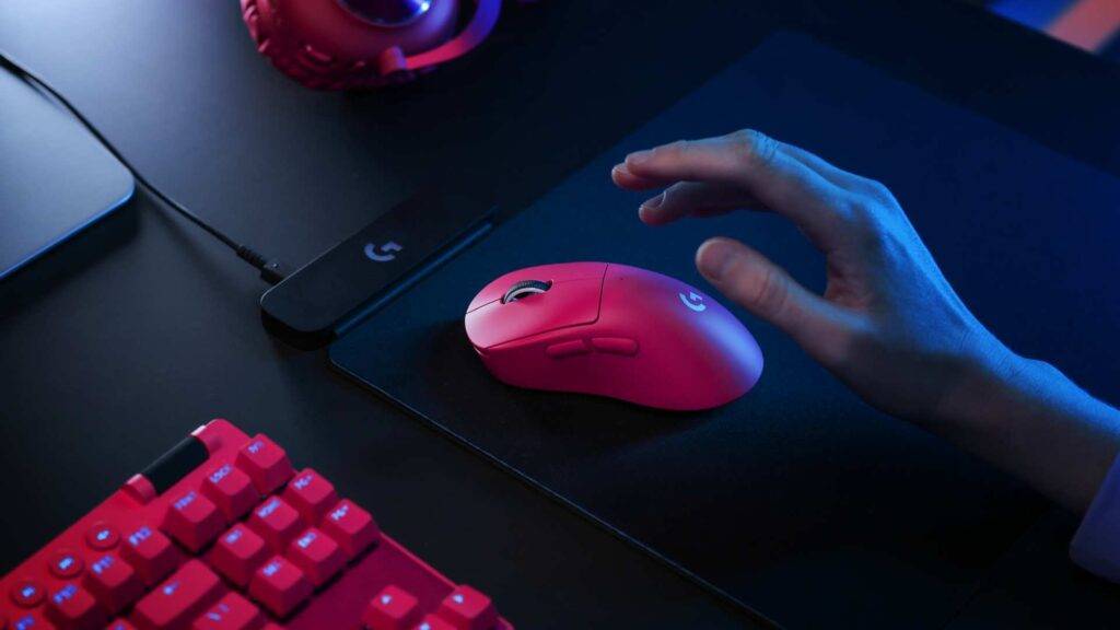 Logitech G iepazīstina ar nākamās paaudzes PRO sērijas datorpelēm un tastatūrām 16 PRO X SUPERLIGHT 2 DEX