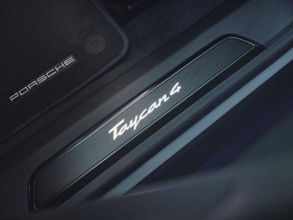 “Porsche” papildina “Taycan” otro paaudzi ar trīs jaunām modeļu versijām 21 “Porsche” papildina “Taycan” otro paaudzi ar trīs jaunām modeļu versijām