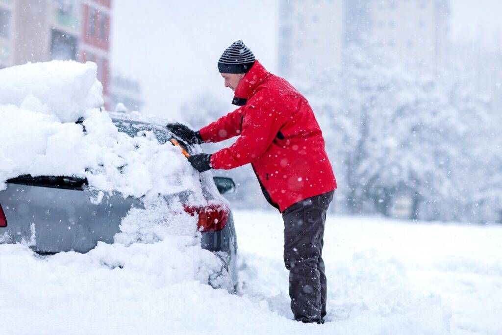 Sniegs un sals: eksperta ieteikumi auto aizsardzībai ziemā 5 Sniegs un sals: eksperta ieteikumi auto aizsardzībai ziemā