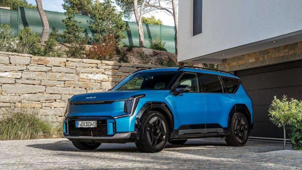 Jauns vilnis elektroauto segmentā: par vietu cīnās aizvien vairāk ražotāju 4 Septiņvietīgi elektroauto – jauna ģimenes transporta definīcija