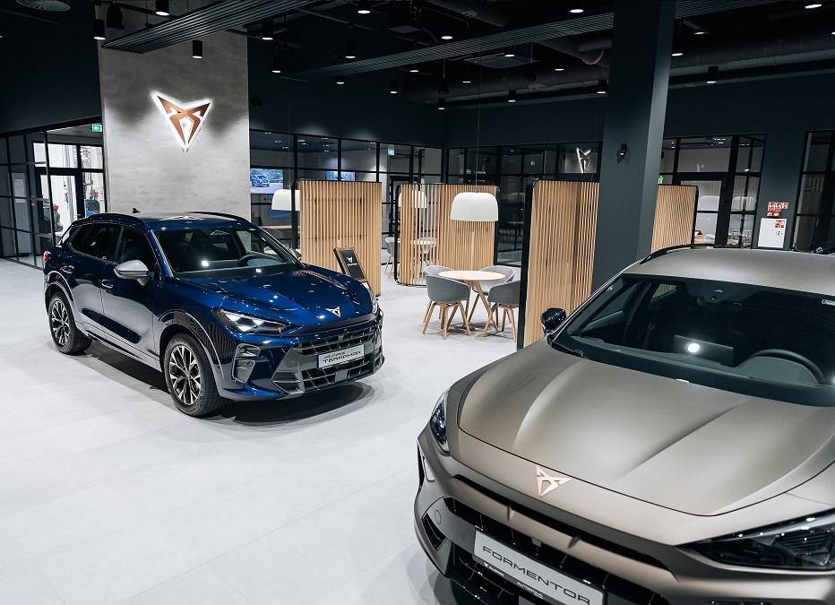“AUTOBRAVA Motors” dīlercentrs Pārdaugavā – lielākais CUPRA Garage autosalons Baltijā 16 “AUTOBRAVA Motors” dīlercentrs Pārdaugavā – lielākais CUPRA Garage autosalons Baltijā, modernākās tehnoloģijas virsbūvju remontā un augstas kvalitātes servisa centrs