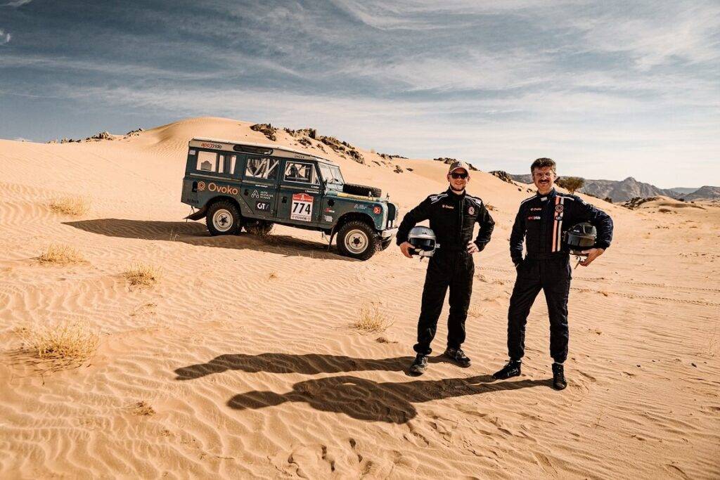 Lietuvietis Karolis Raišis ar vēsturisku Defender izcīna 3.vietu Dakaras rallija Classic ieskaitē 9 Lietuvietis Karolis Raišis ar vēsturisku Defender izcīna 3.vietu Dakaras rallija Classic ieskaitē