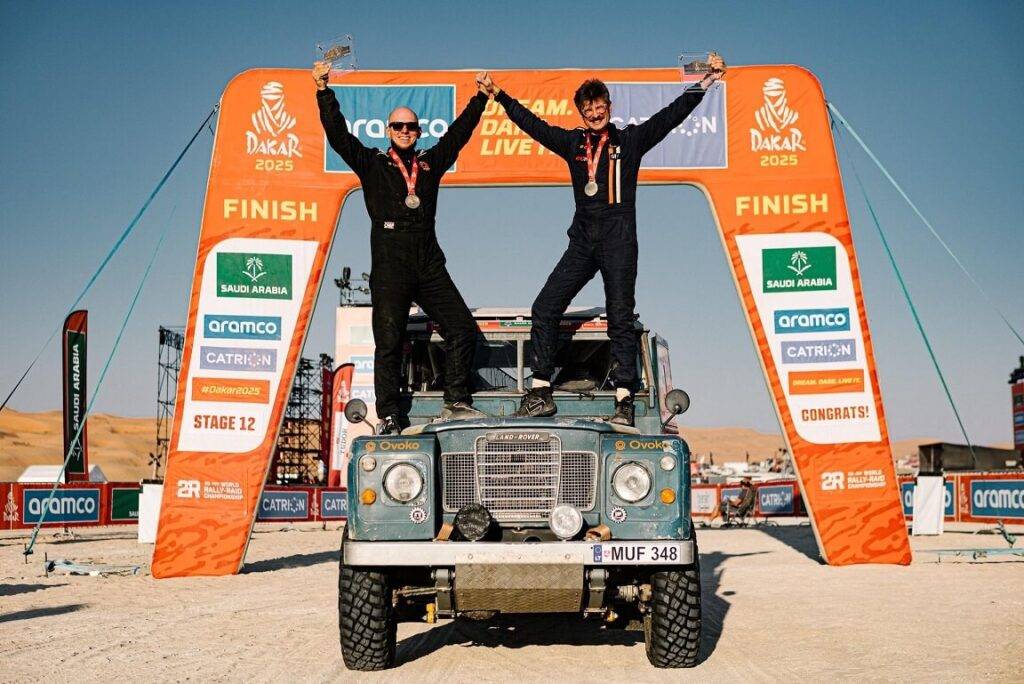 Lietuvietis Karolis Raišis ar vēsturisku Defender izcīna 3.vietu Dakaras rallija Classic ieskaitē 15 Lietuvietis Karolis Raišis ar vēsturisku Defender izcīna 3.vietu Dakaras rallija Classic ieskaitē