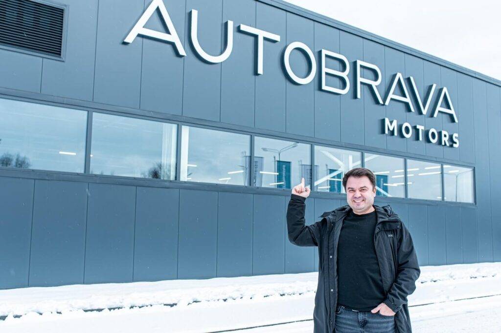 “AUTOBRAVA Motors” dīlercentrs Pārdaugavā kļūst par autorizētu Volkswagen un Volkswagen komerctransporta servisu 7 “AUTOBRAVA Motors” dīlercentrs Pārdaugavā kļūst par autorizētu Volkswagen un Volkswagen komerctransporta servisu