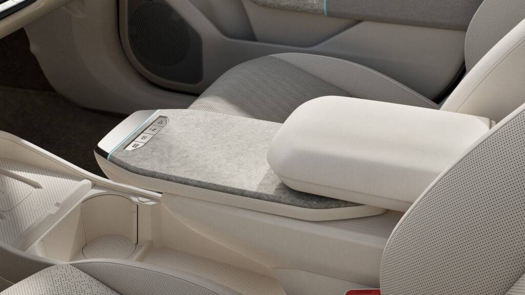 Kad jaunais elektroauto Kia EV4 ieradīsies Latvijā? 23 Kad jaunais elektroauto Kia EV4 ieradīsies Latvijā?