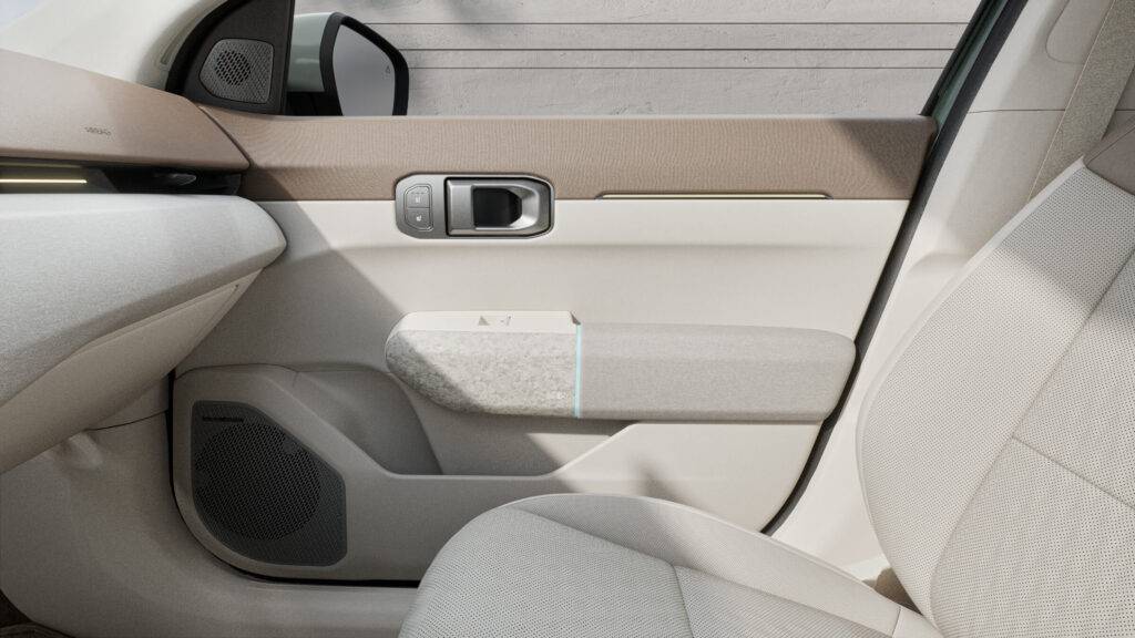 Kad jaunais elektroauto Kia EV4 ieradīsies Latvijā? 24 Kad jaunais elektroauto Kia EV4 ieradīsies Latvijā?