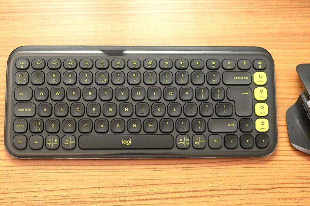Mazs izmērs, laba funkcionalitāte: Logitech Pop Icon Keys apskats 17 Logitech Pop Keys apskats: retro stils, moderna funkcionalitāte un daži kompromisi