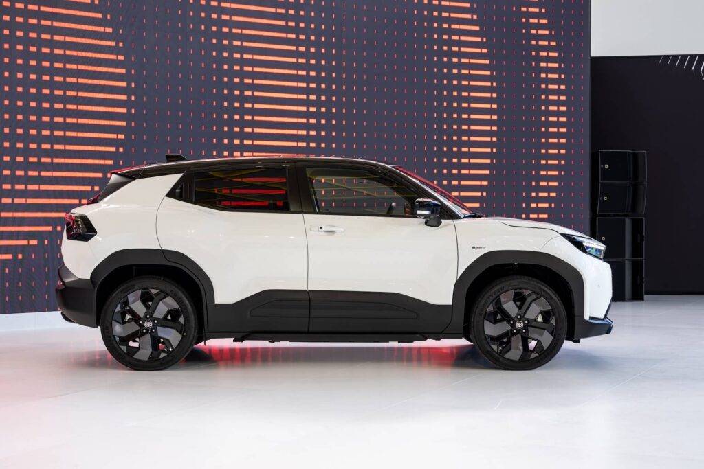 Toyota Urban Cruiser: viens no vadošajiem spēlētājiem elektrisko B-SUV tirgū 10 Toyota Urban Cruiser: viens no vadošajiem spēlētājiem elektrisko B-SUV tirgū
