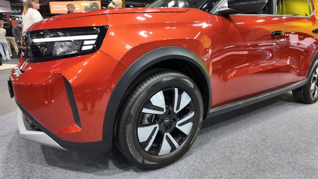 “Opel Frontera” un “Opel Mokka” pirmizrāde autoindustrijas izstādē Auto 2025 (Video) 7 “Opel Frontera” un “Opel Mokka” pirmizrāde autoindustrijas izstādē Auto 2025 (Video)