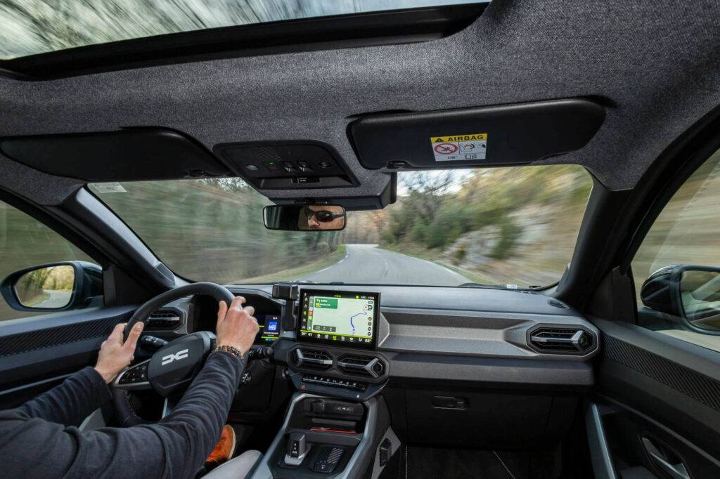 "Renault Group" pirmizrādes izstādē "Auto 2025": Eiropas Gada auto "Renault 5 E-Tech Electric" un "Dacia Bigster" 8 "Renault Group" pirmizrādes izstādē "Auto 2025": Eiropas Gada auto "Renault 5 E-Tech Electric" un "Dacia Bigster"