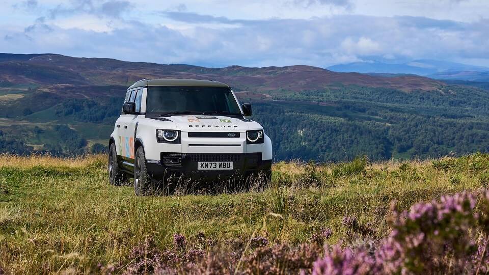 Defender atbalstīs mazās dabas aizsardzības un humānās palīdzības organizācijas ar jaunu iniciatīvu Defender Awards 13 Defender atbalstīs mazās dabas aizsardzības un humānās palīdzības organizācijas ar jaunu iniciatīvu Defender Awards