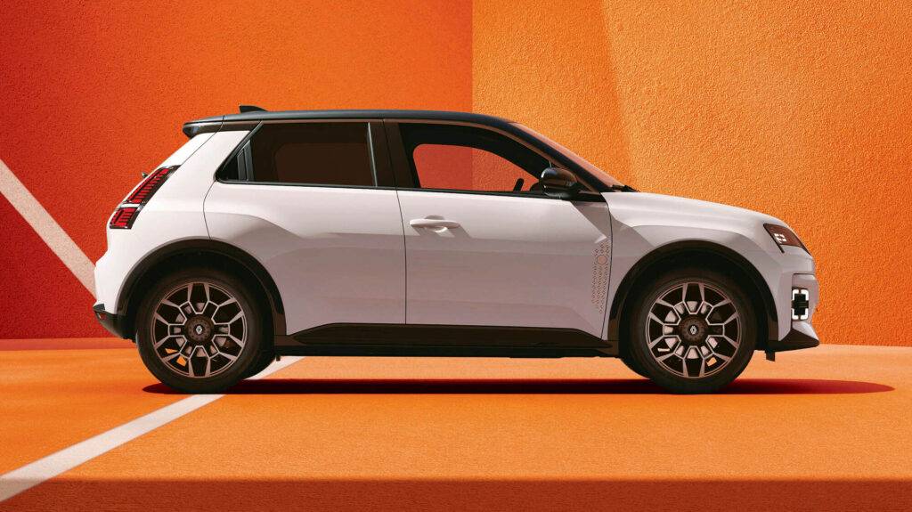 RENAULT 5 E-TECH ELECTRIC – sākas ROLAND-GARROS īpašā izlaiduma pasūtīšana 13 RENAULT 5 E-TECH ELECTRIC – sākas ROLAND-GARROS īpašā izlaiduma pasūtīšana